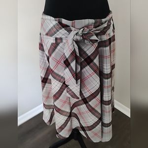 Simply French A Line Plaid Skirt Gray Sz 10 EUC classic European chic Fall 🍂